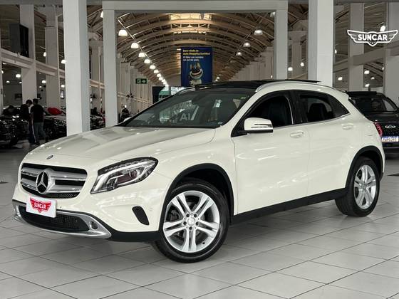 MERCEDES-BENZ GLA 200 1.6 CGI ENDURO 16V TURBO FLEX 4P AUTOMÁTICO MERCEDES-BENZ GLA 200 1.6 CGI ENDURO 16V TURBO FLEX 4P AUTOMÁTICO